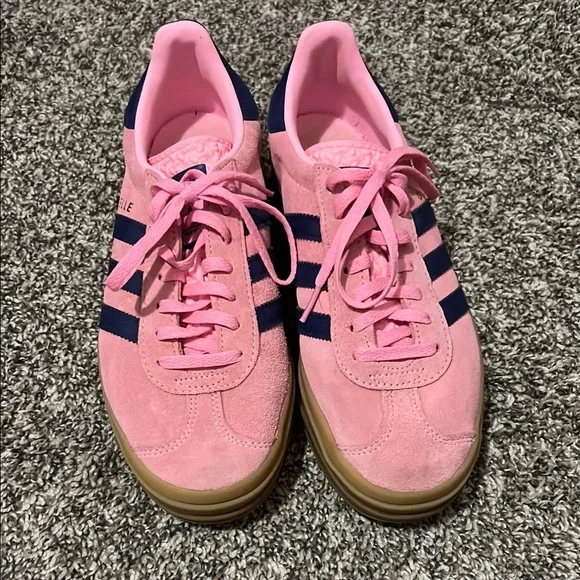 Adidas Women's Pink and Dark Blue Gazelles Size 7 - Picture 1 of 4